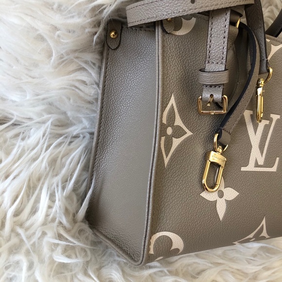 Louis Vuitton onthego pm turtle dove BRAND NEW - Picture 7 of 16